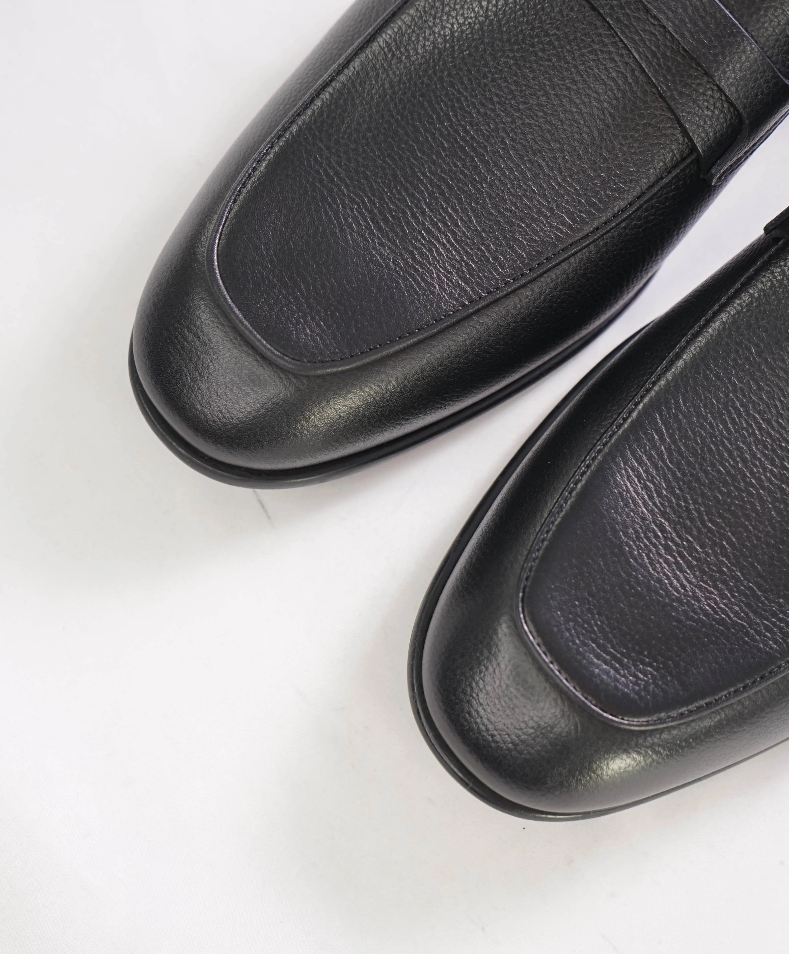 $895 SALVATORE FERRAGAMO - “DESIO" Gancini Loafer Black Leather - 13 E