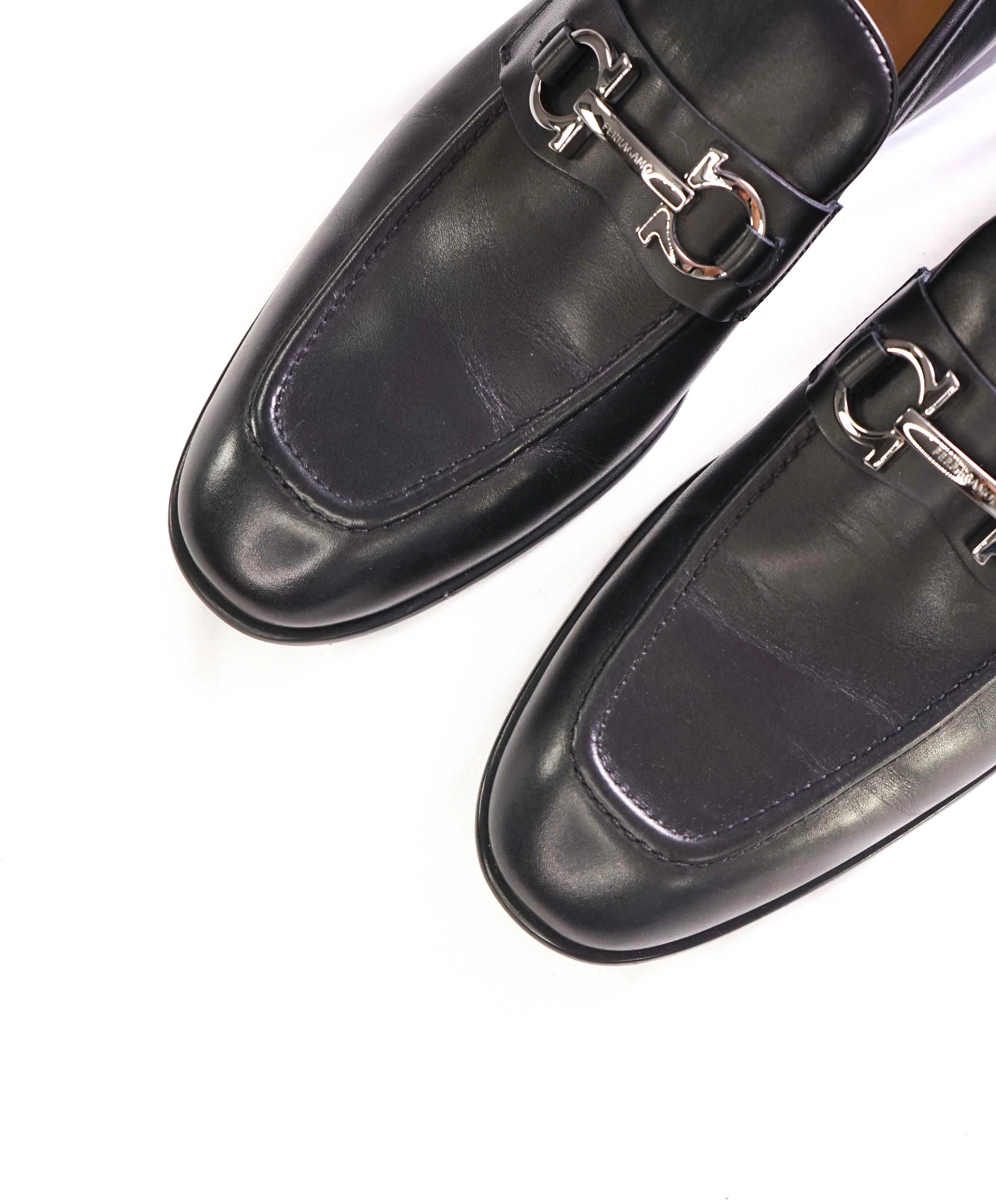 $895 SALVATORE FERRAGAMO - “FOSTER" Gancini Loafer Black Leather - 10 E