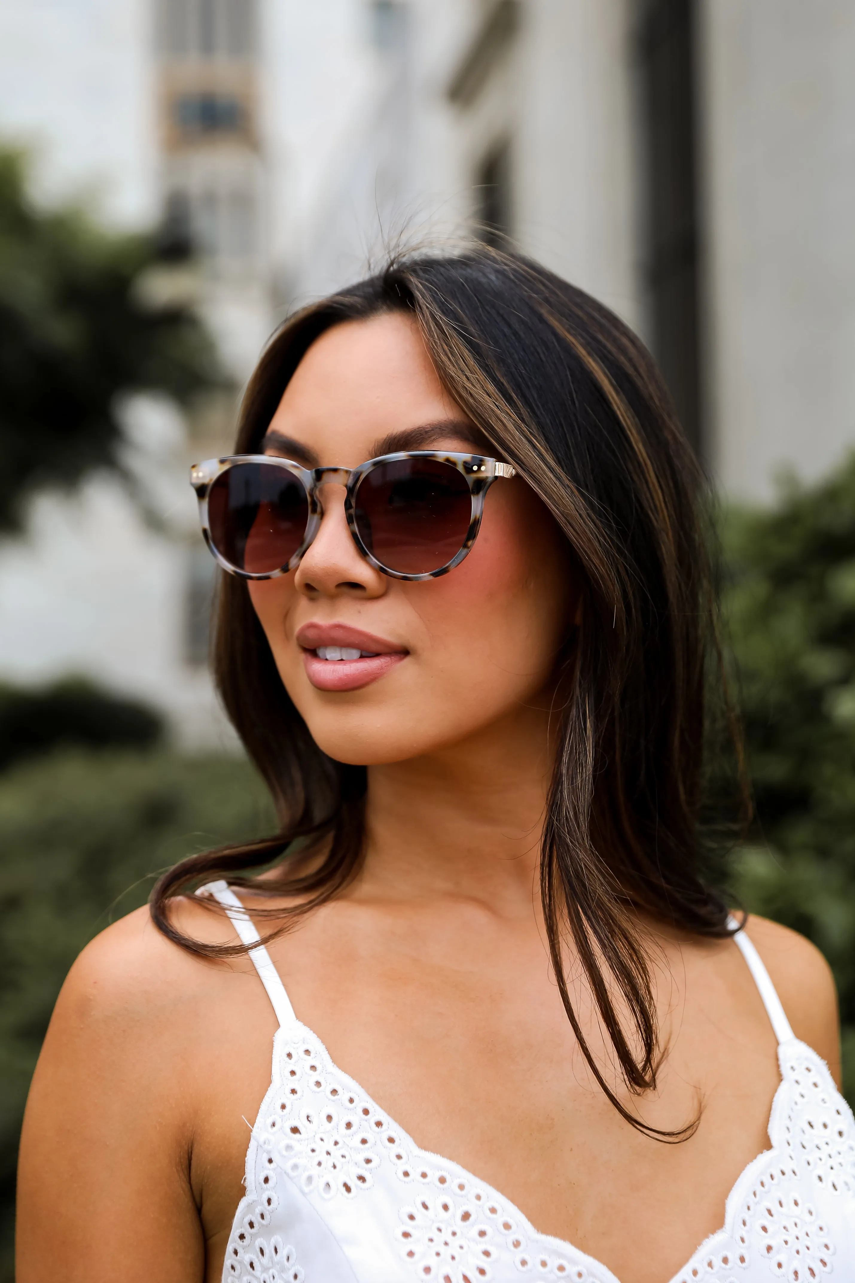 Always Your Favorite Tortoise Round Sunglasses