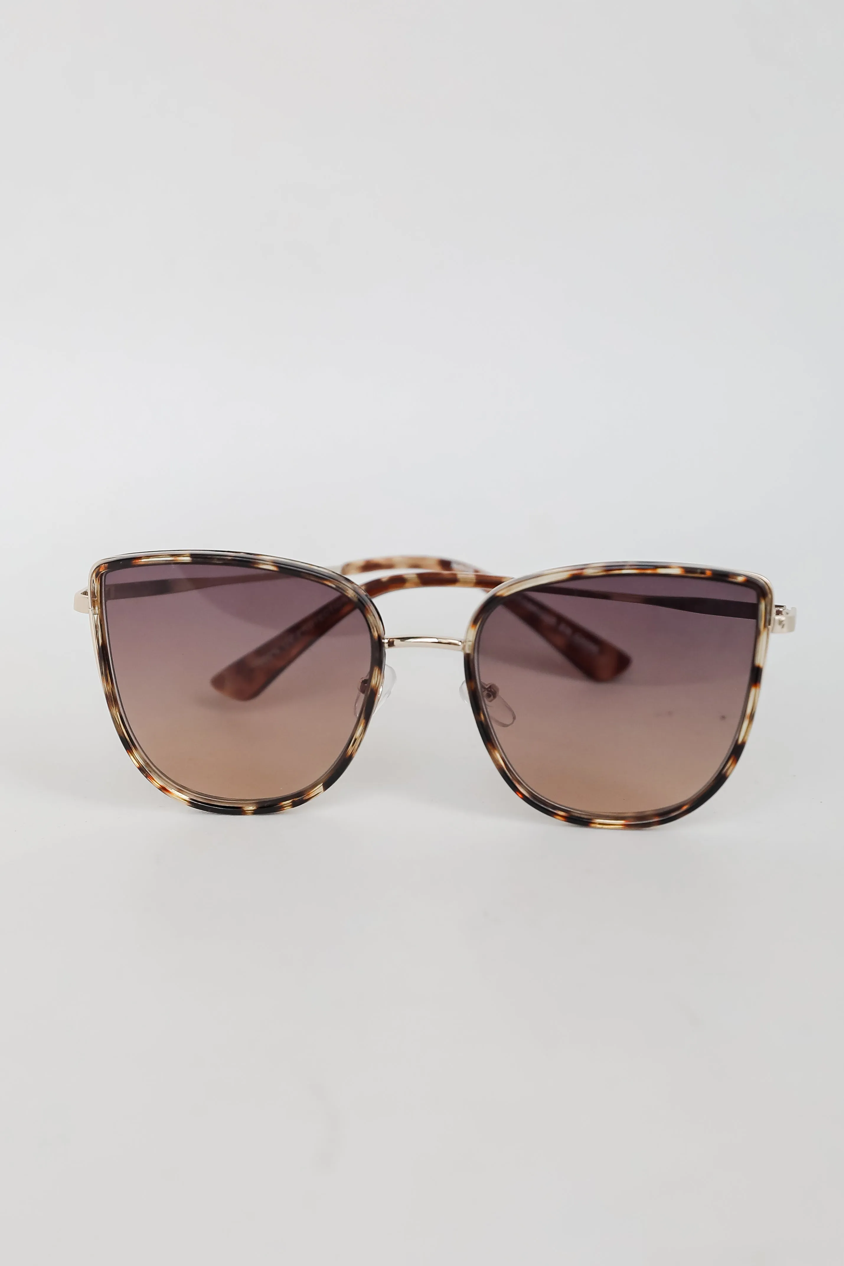 Edgy Intention Tortoise Cat Eye Sunglasses