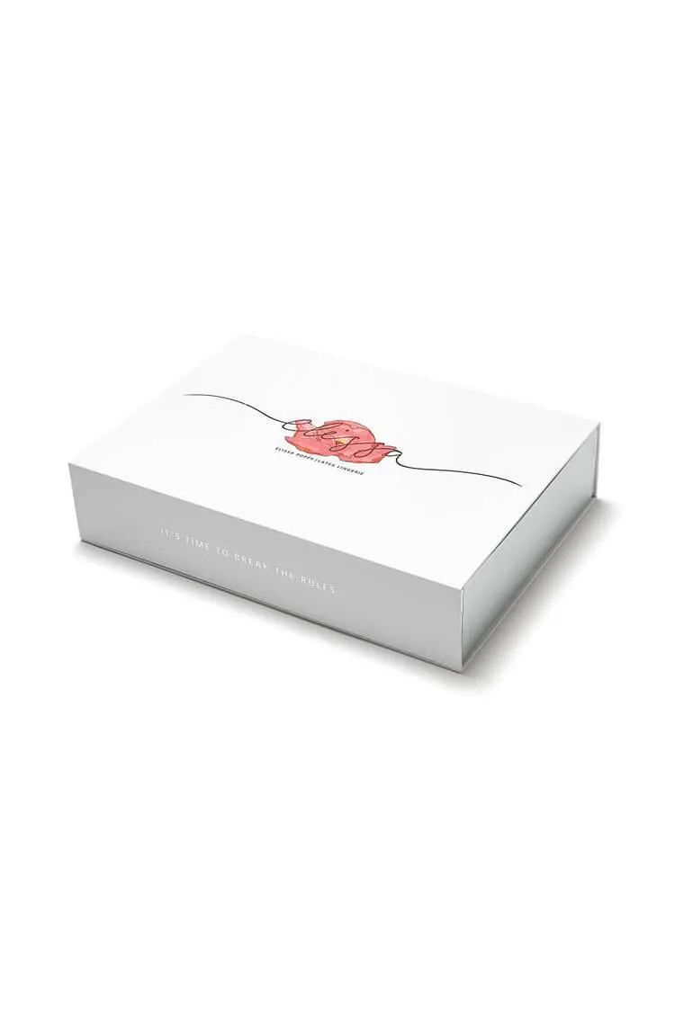 Elissa Poppy Elegant Gift Box