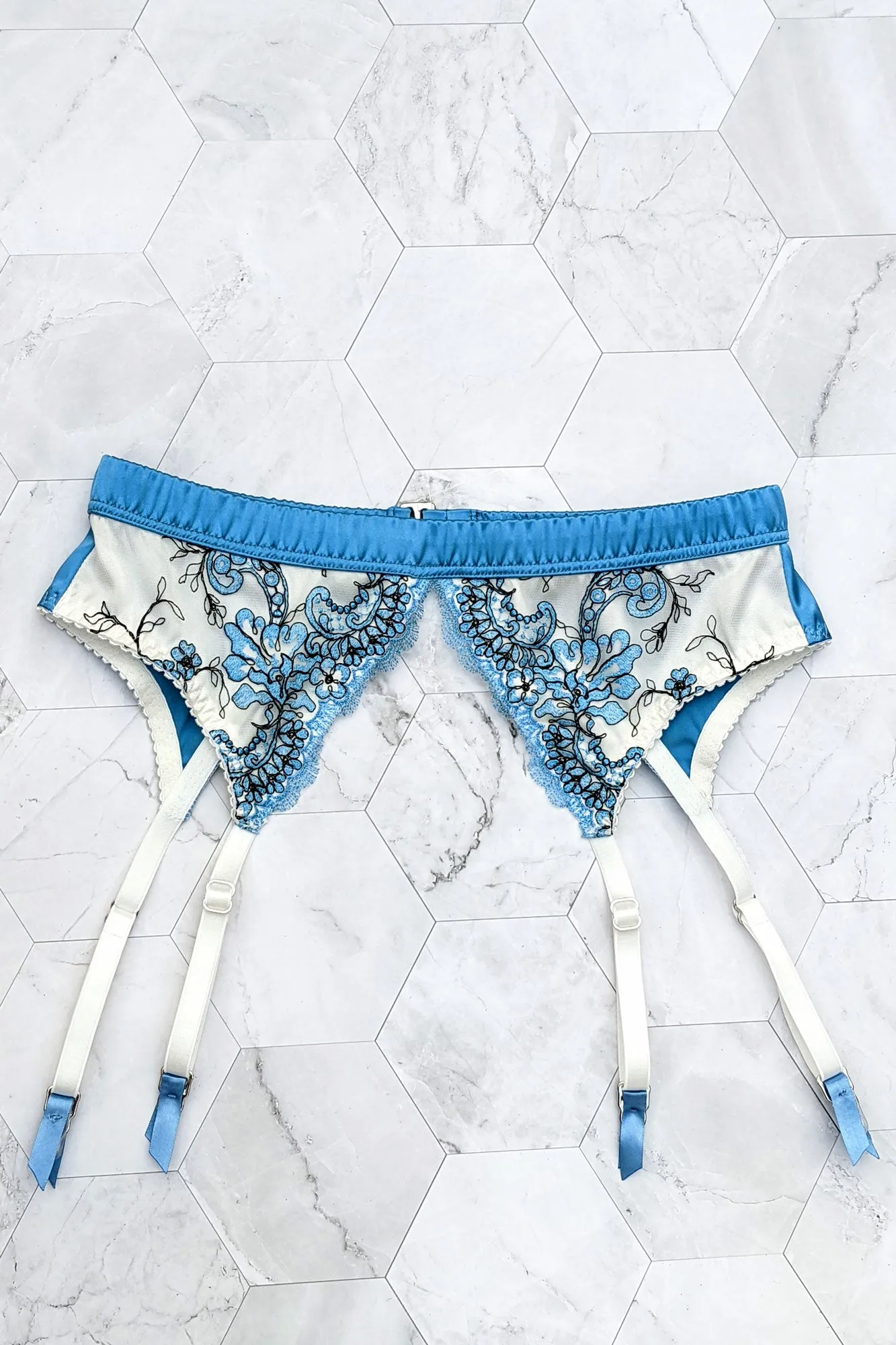 Portia suspender belt