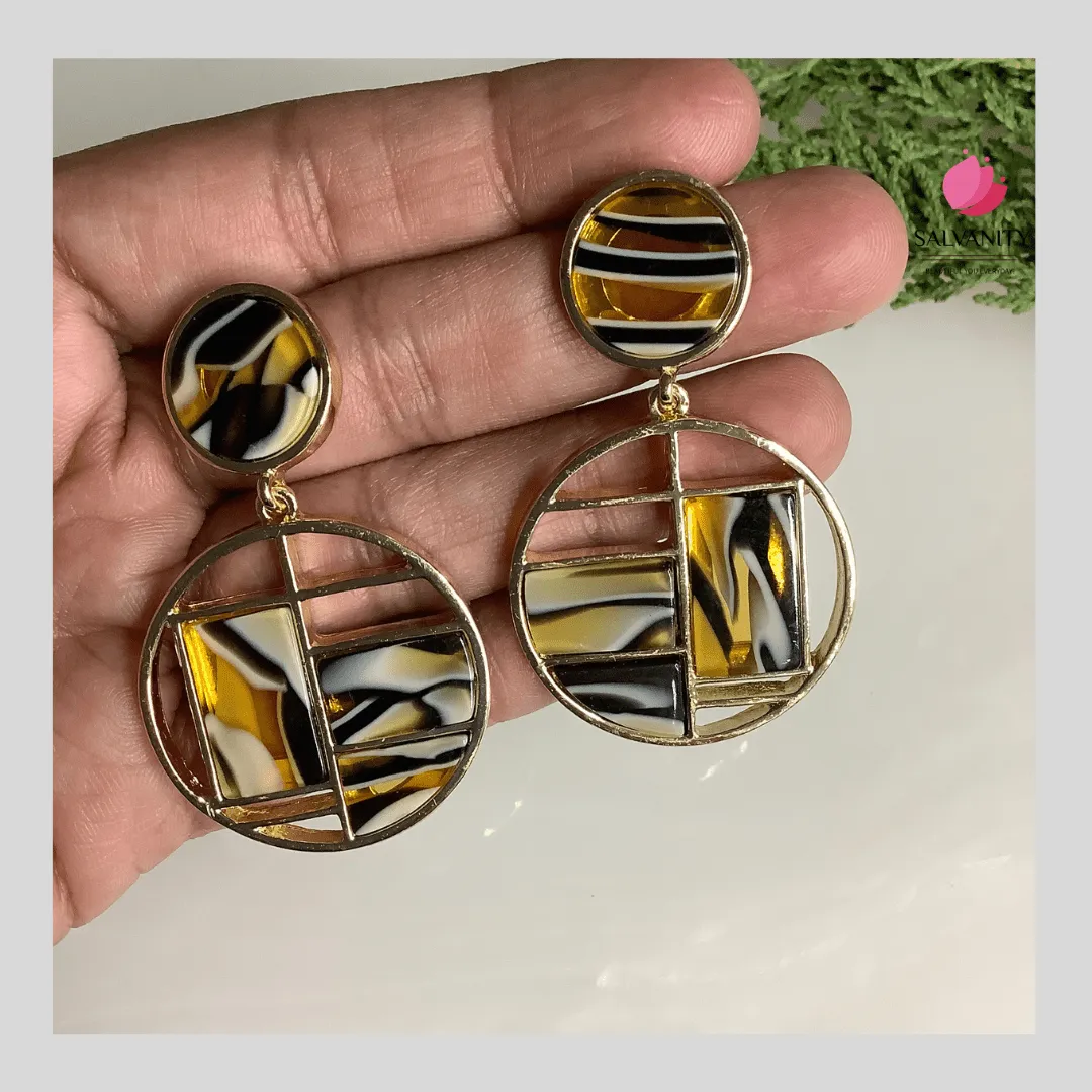 Salvanity K-POP Timeless Style Modern Art Earrings