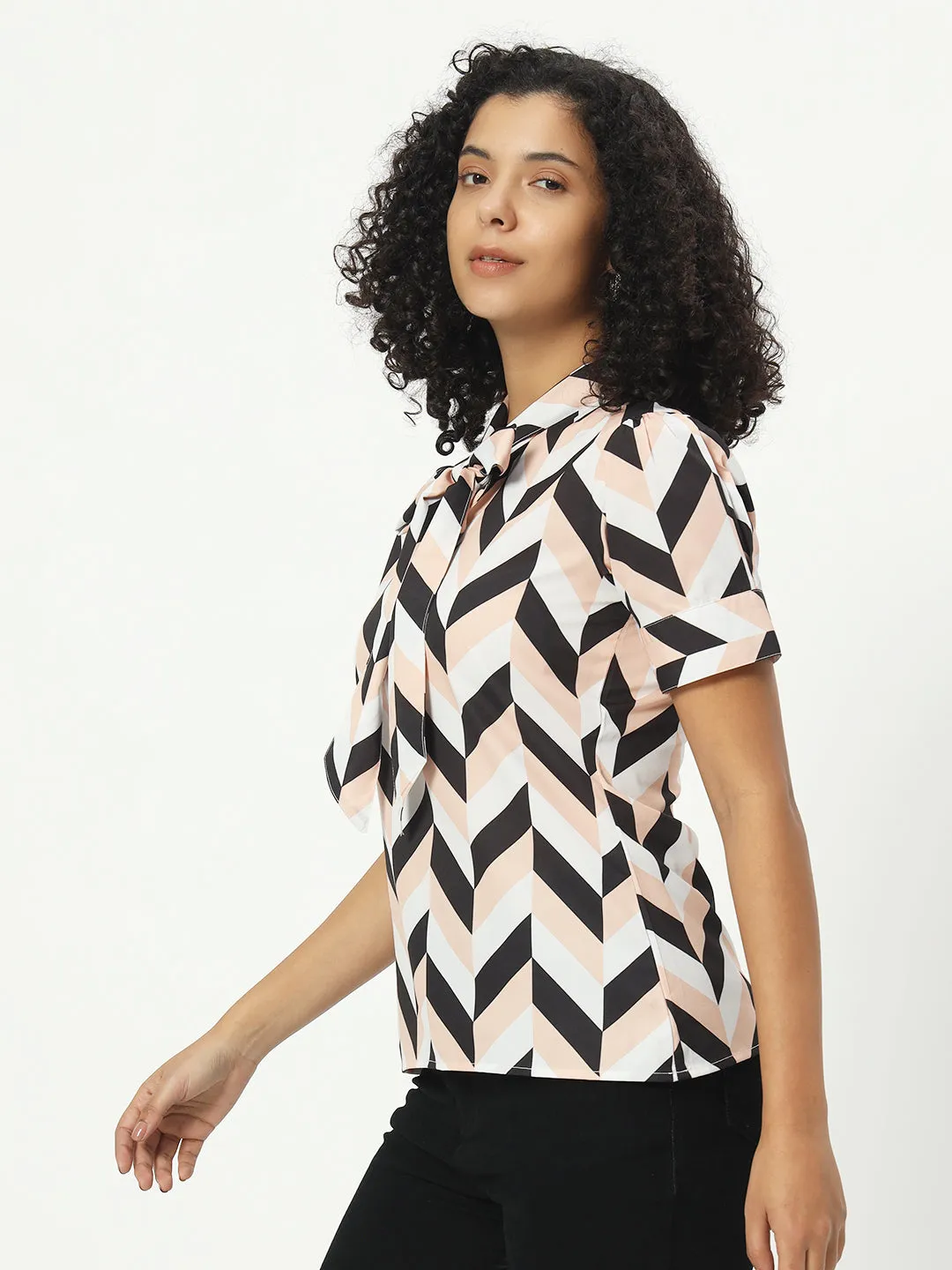 Women Geometric Printed Tie-Up Neck Top